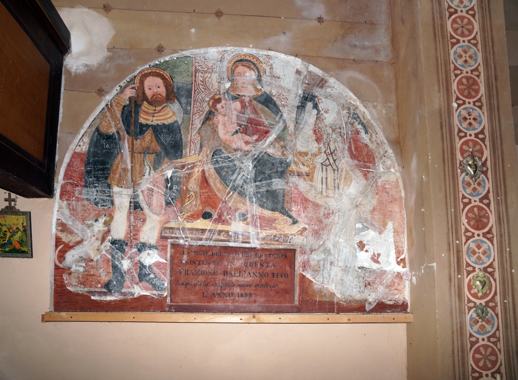 Affreschi staccati dal precedente oratorio San Rocco e Madonna col Bambino